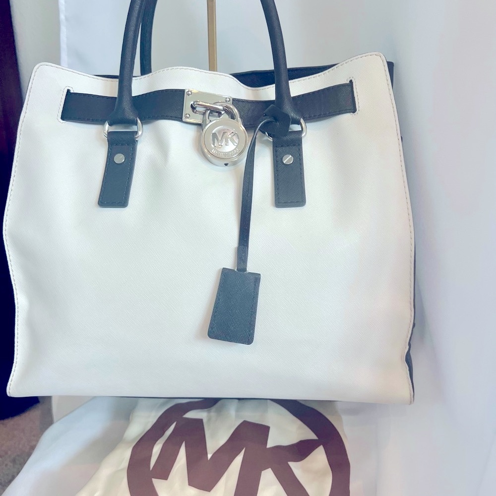 Michael Kors Large East West Saffiano Leather Tote Bag
